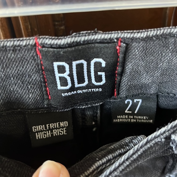 BDG Girlfriend high rise black exposed button fly jeans. - Picture 4 of 7